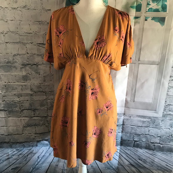 Free People Mini Dress V Neck Sz 4 (C18) - Picture 2 of 8